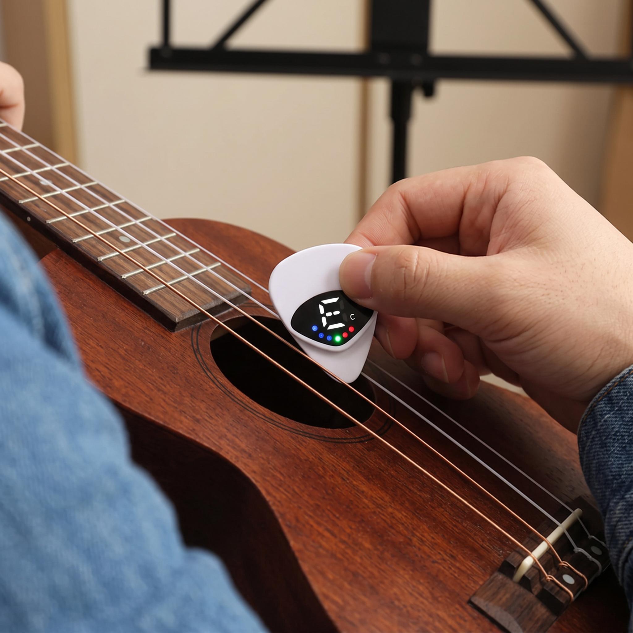 Player’s view of a gentle ukulele pluck with Chordwell